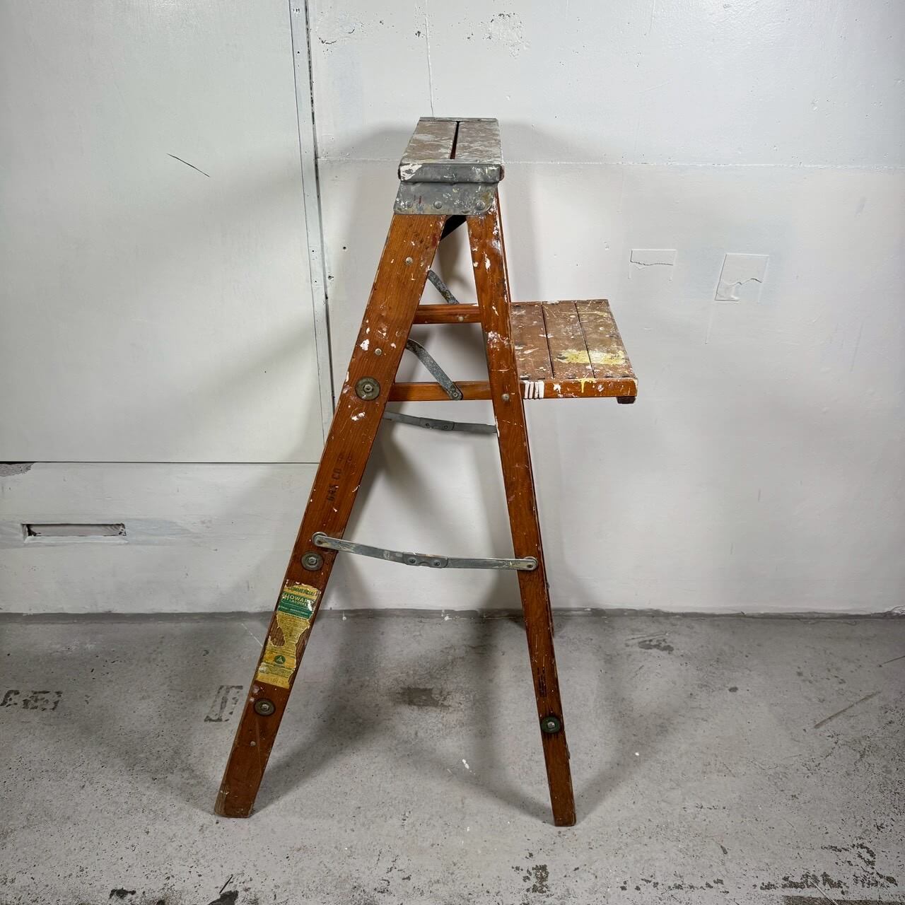 #2577【1970年代】ビンテージ ステップラダー / 脚立 ディスプレイ什器 アメリカ
