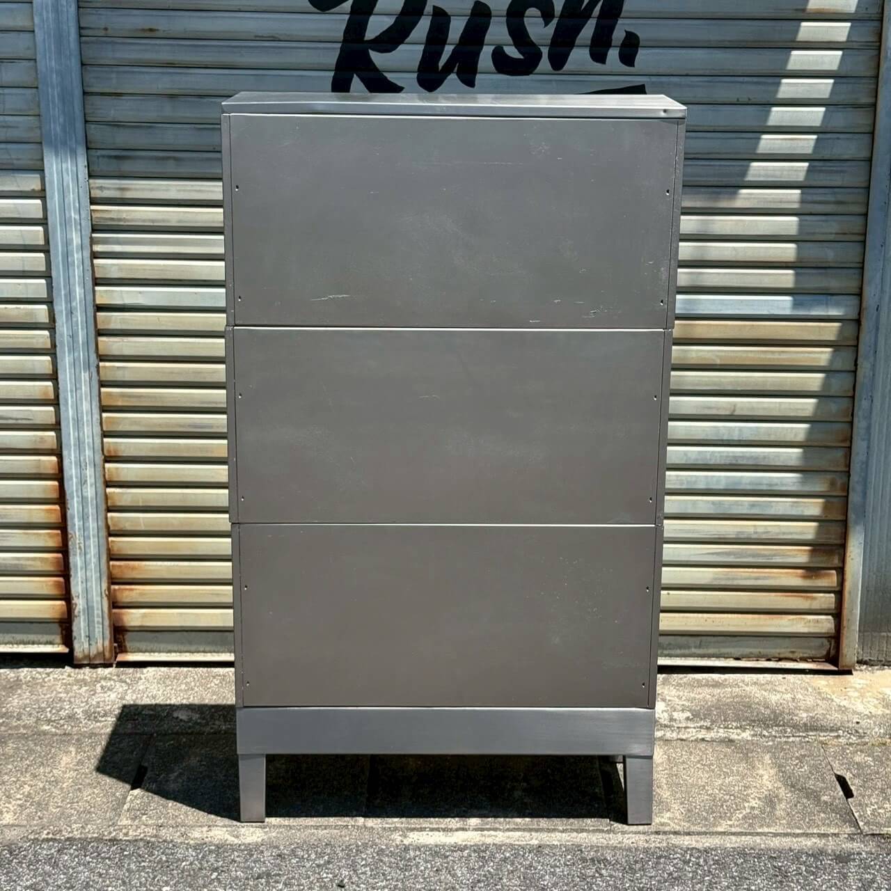 【1970-80年代】ビンテージ キャビネット アメリカン雑貨 店舗什器 ブックシェルフ ガラス扉 メタル製 #2513
