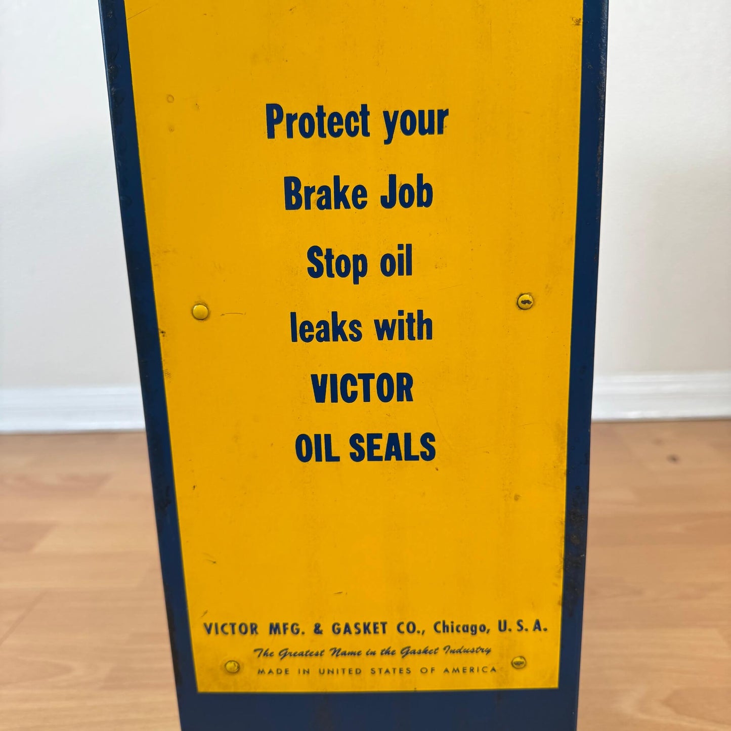 #1835【1950-60年代】ビンテージ VICTOR OIL SEALS メタルシェルフ / 工具棚 ディスプレイラック アメリカ