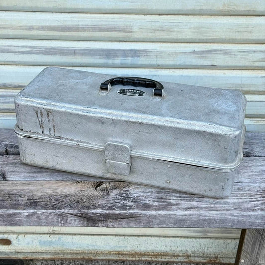 【1950-60年代】ビンテージ ガレージ アメリカン雑貨 店舗什器 UMCO 173A タックルボックス アルミ #2675