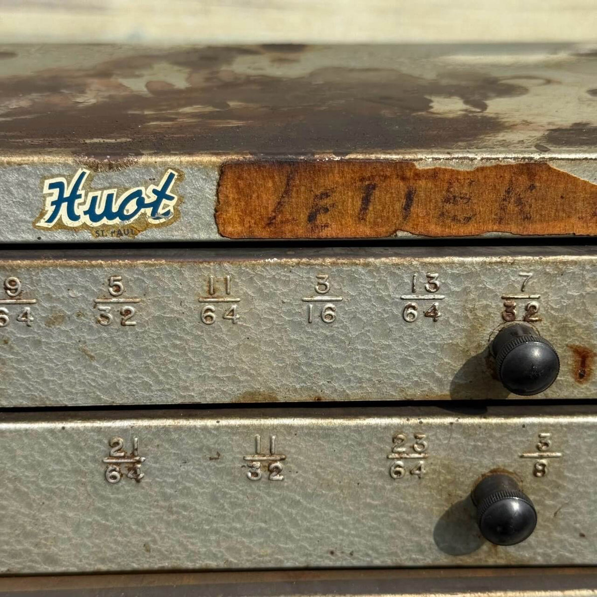 【1950-60年代】ビンテージ ガレージ アメリカン雑貨 店舗什器 HUOT ヒュウト キャビネット #2680-1