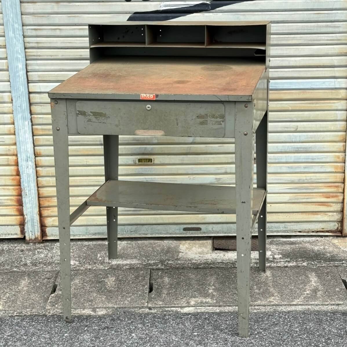 1960-70年代】ビンテージ 机 アメリカン雑貨 店舗什器 INEA スチール