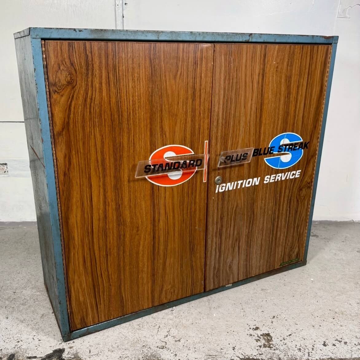 【1960-70年代】ビンテージ メタルキャビネット 鍵付き アメリカン雑貨 店舗什器 ガレージ #2458