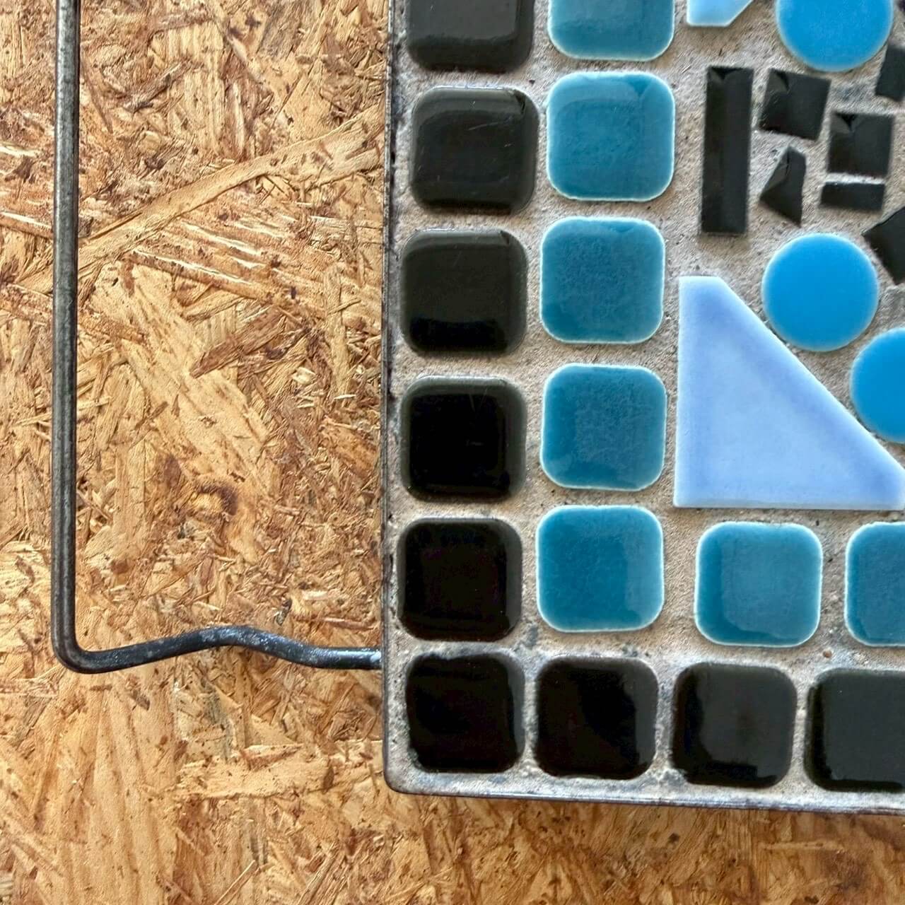 #2297【1970年代】ビンテージ モザイクタイル トリベット / アイアンハンドル付き 鍋敷き アメリカ