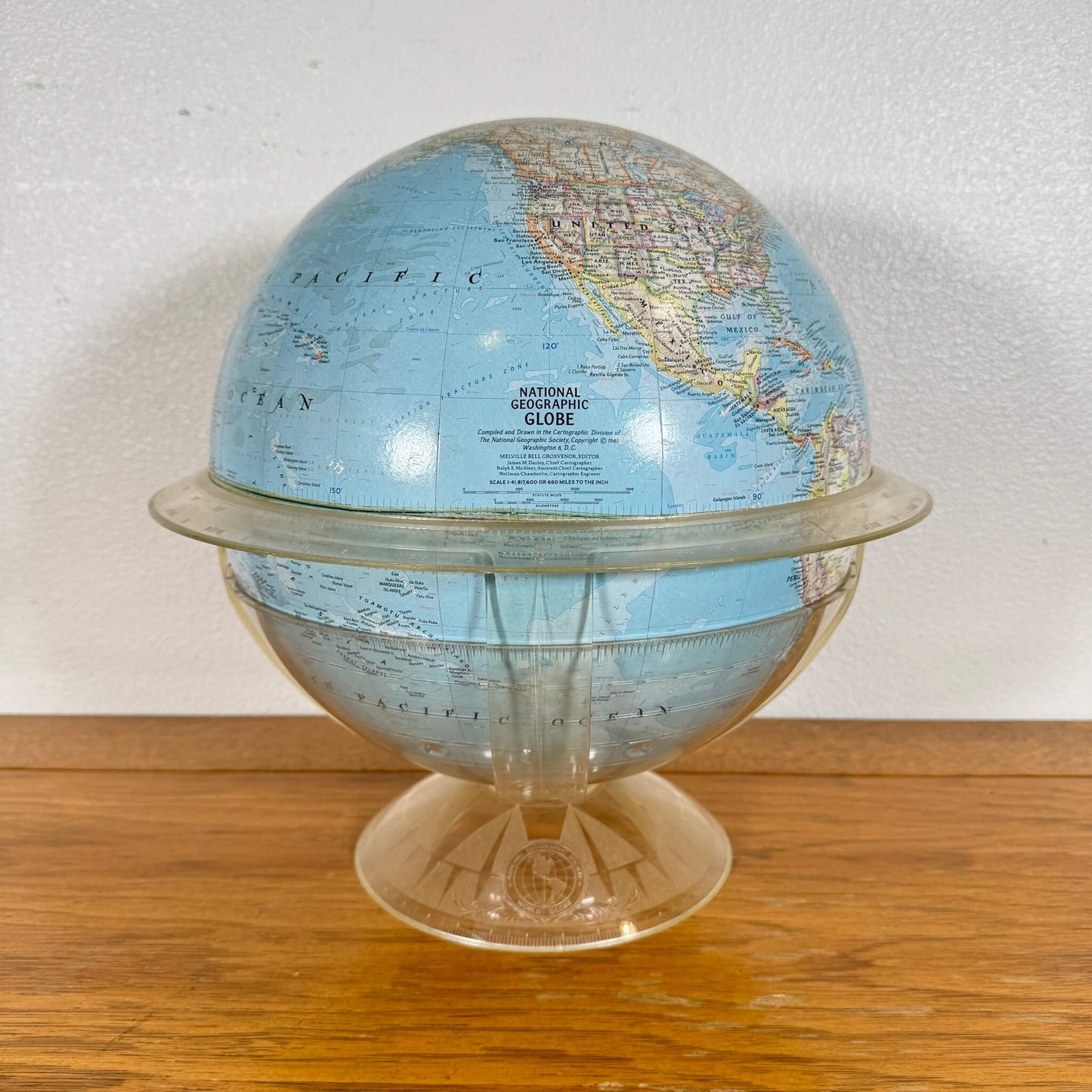 #1545【1961年】ビンテージ National Geographic 地球儀 ディスプレイ アメリカ