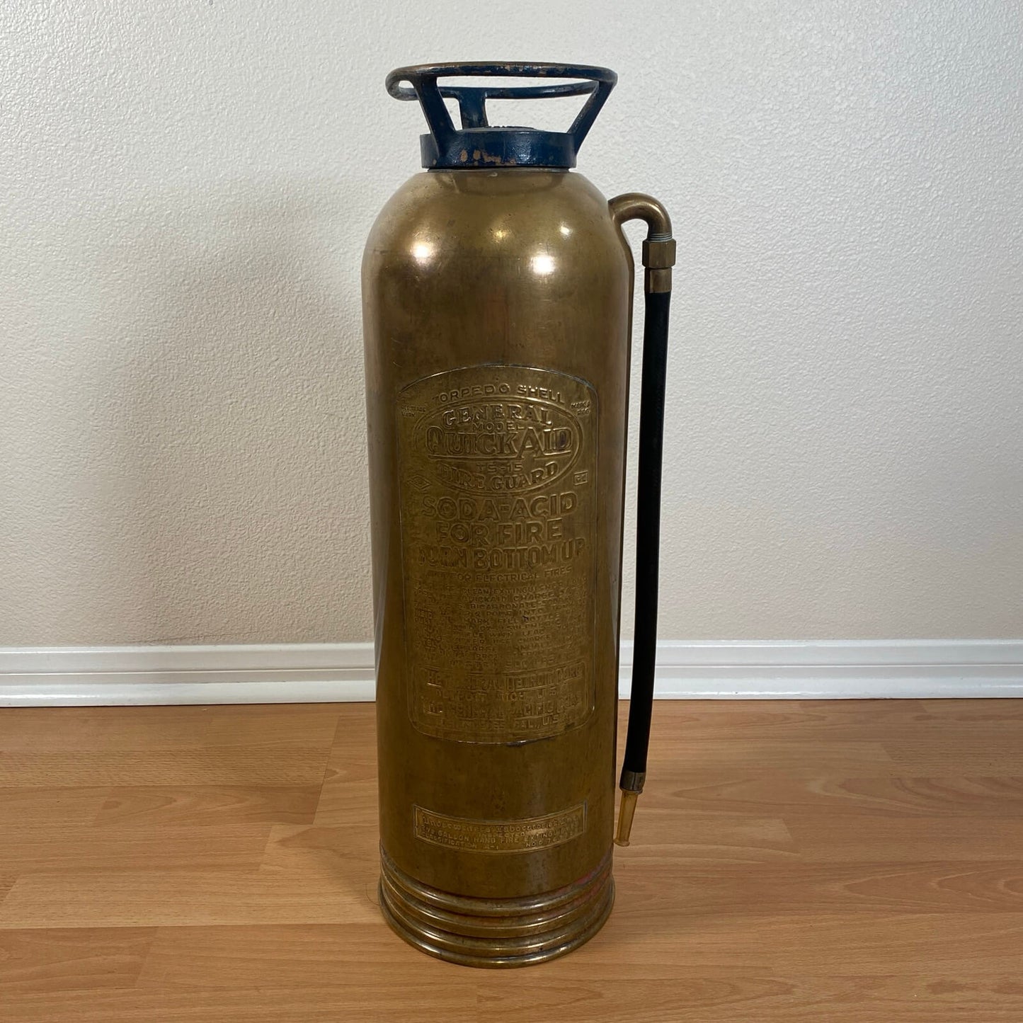 #500 【1940年代】アメリカ ビンテージ 消火器 インテリア ディスプレイ