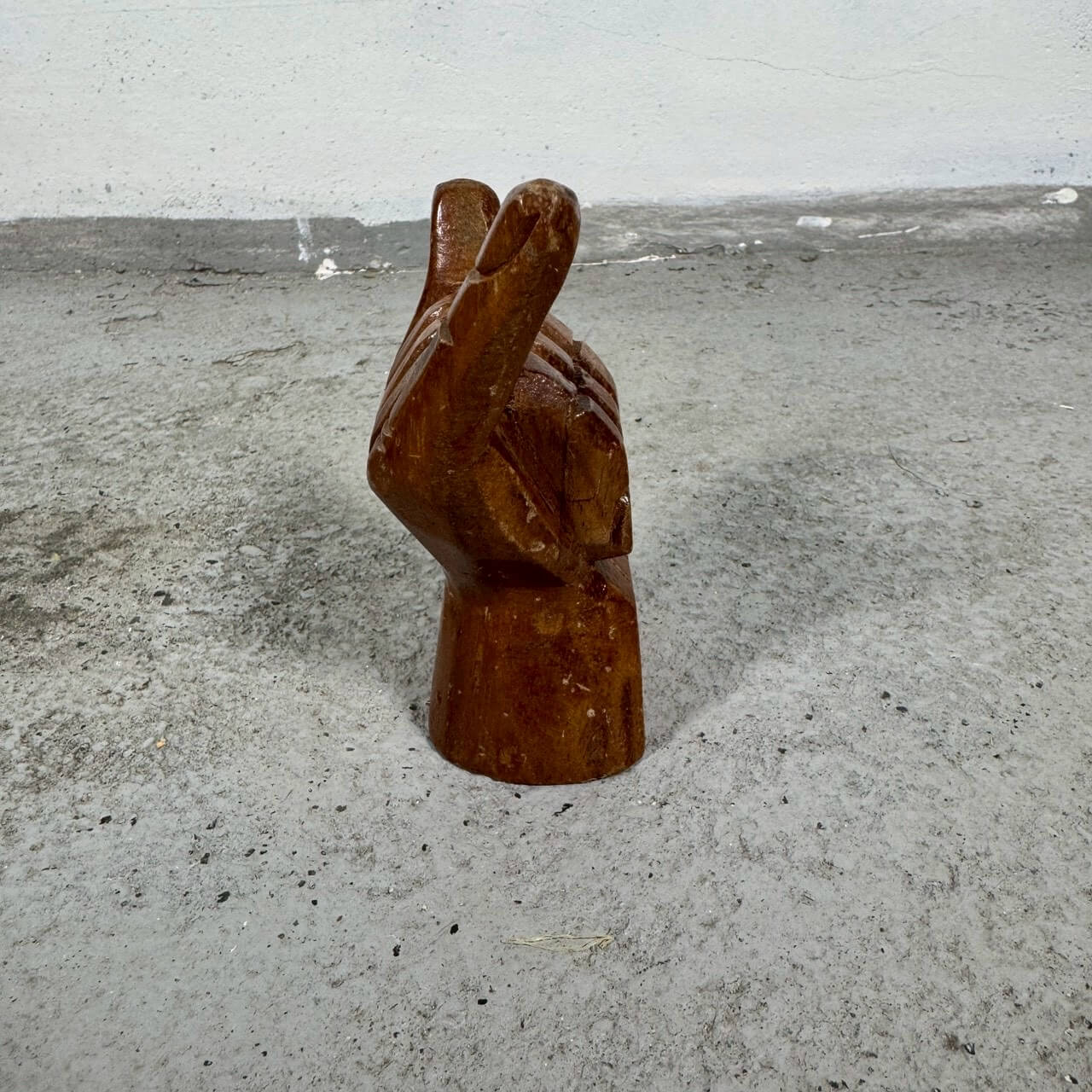 #2341【1960-70年代】ビンテージ ハワイ “SHAKA” ハンド オブジェ / HAWAII刻印 ウッドディスプレイ アメリカ