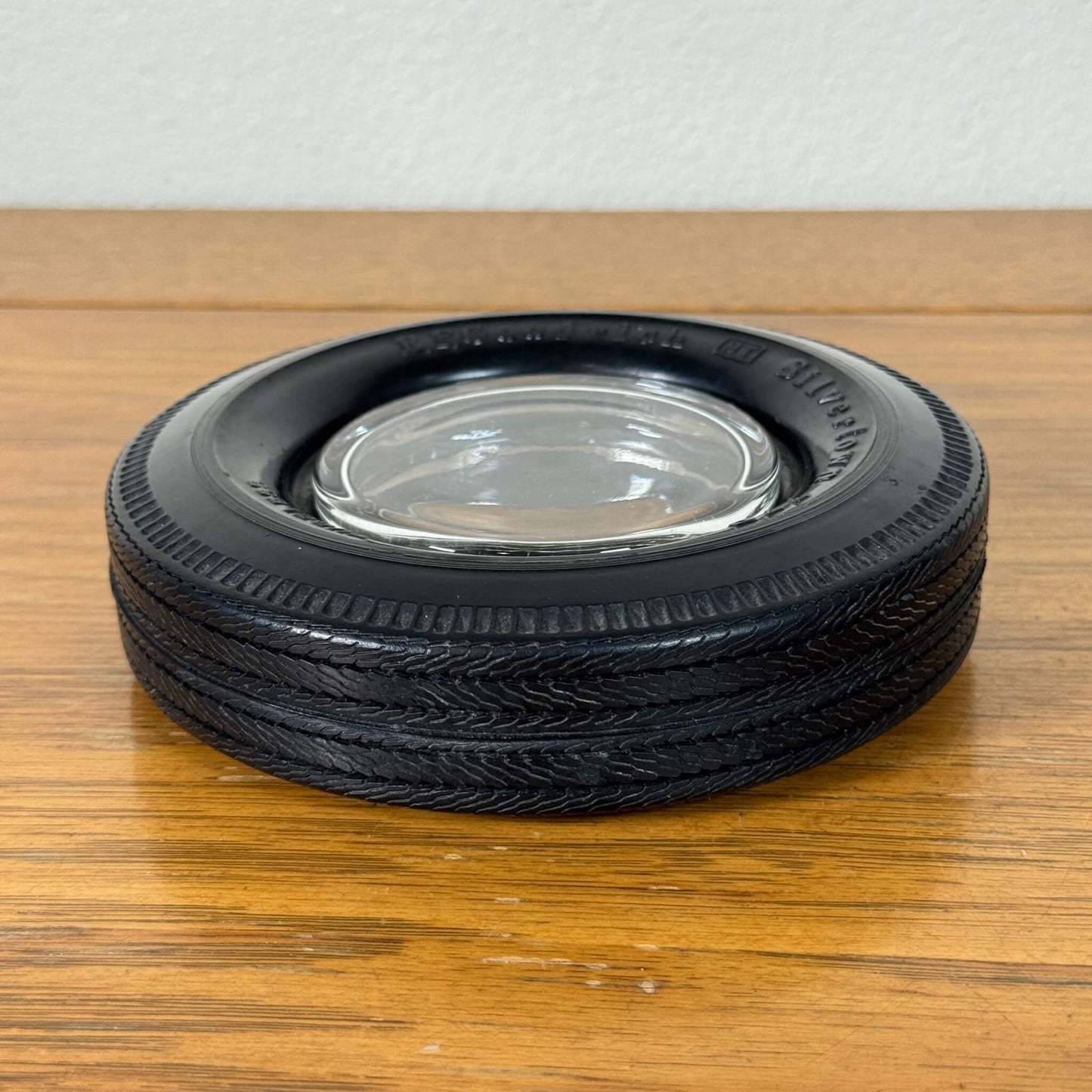 #2041【1960年代】ビンテージ B.F. Goodrich（ビーエフ・グッドリッチ） タイヤ灰皿 / アメリカ