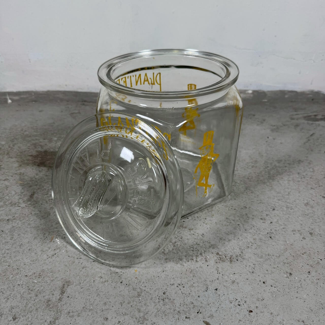 #2402【1960-70年代】ビンテージ PLANTERS ミスターピーナッツ ガラスキャニスター / オリジナルリッド付 アドバタイジングジャー