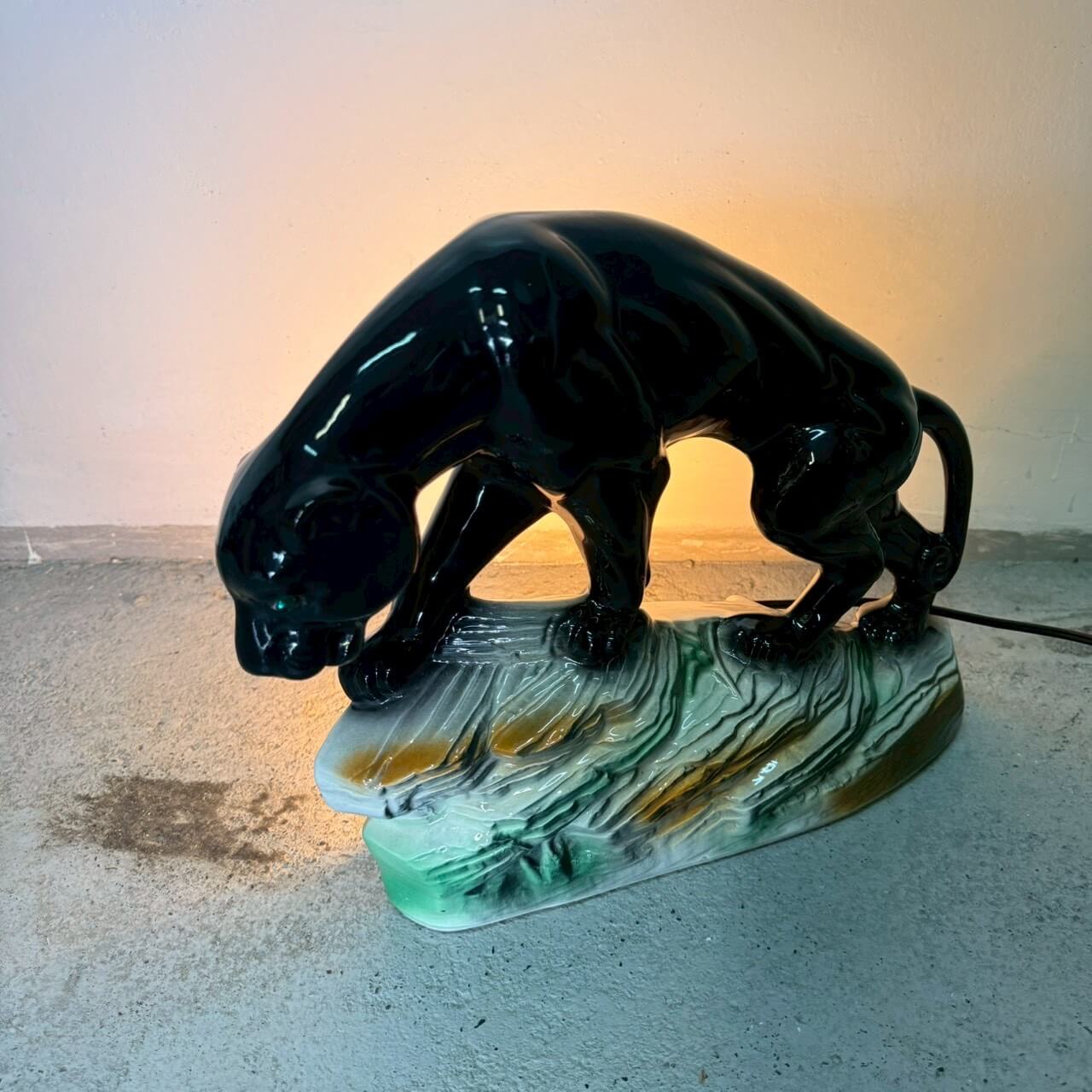 #2270【1950-60年代】ビンテージ ブラックパンサー オブジェ セラミック ライト付き ミッドセンチュリー アメリカ