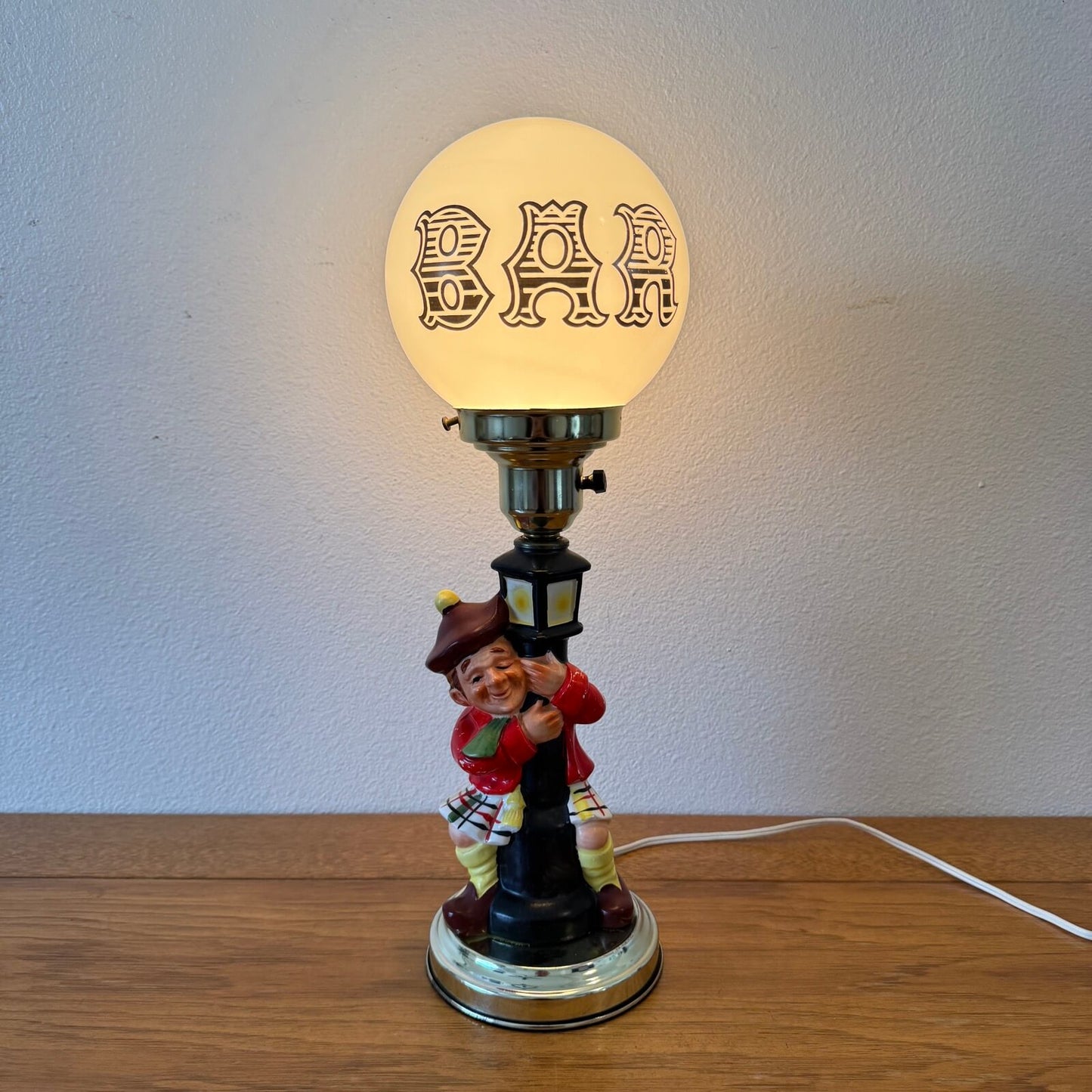 #1756 【1960-70年代】 ビンテージ 酔っ払い BARランプ / テーブルランプ 照明 インテリア アメリカ