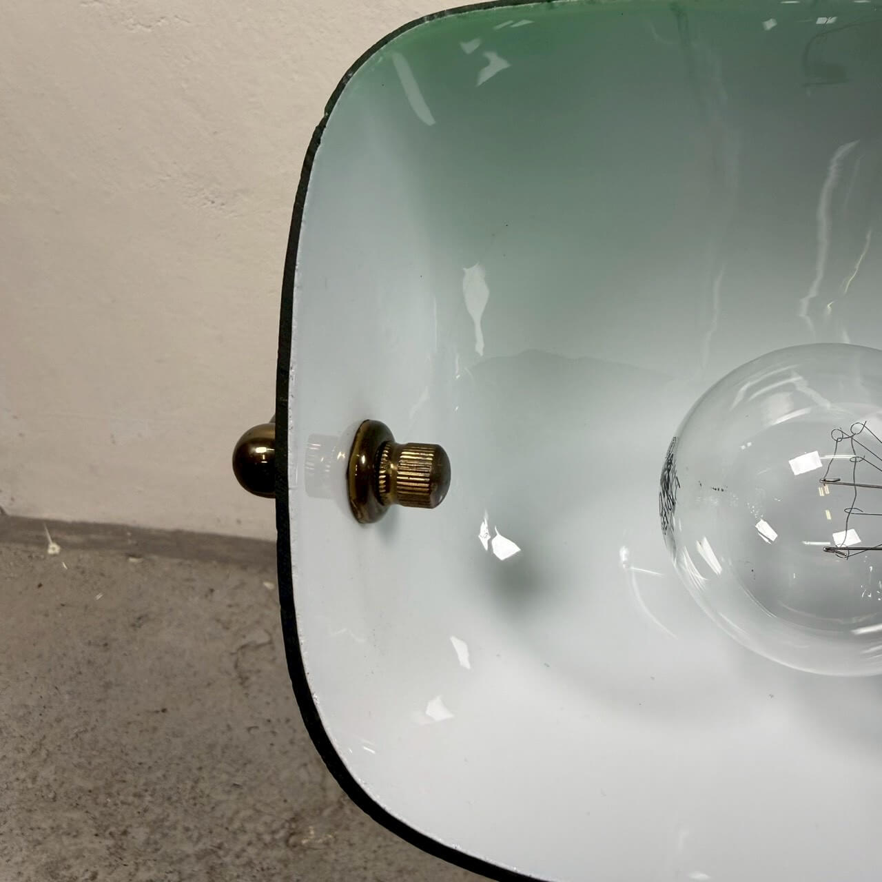 #2325【1980-1990年代】ビンテージ バンカーズランプ デスクランプ