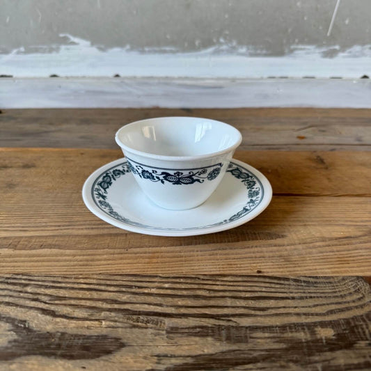#655-8 【1970年代】ビンテージ Corelle（コレール） Old Town Blue（オールドタウンブルー） カップ＆ソーサー アメリカ
