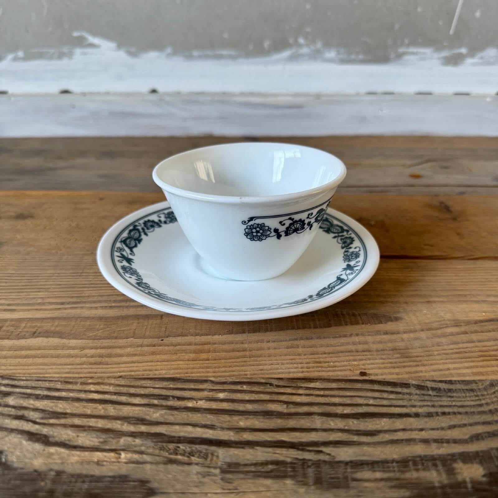 655-8 【1970年代】ビンテージ Corelle（コレール） Old Town Blue