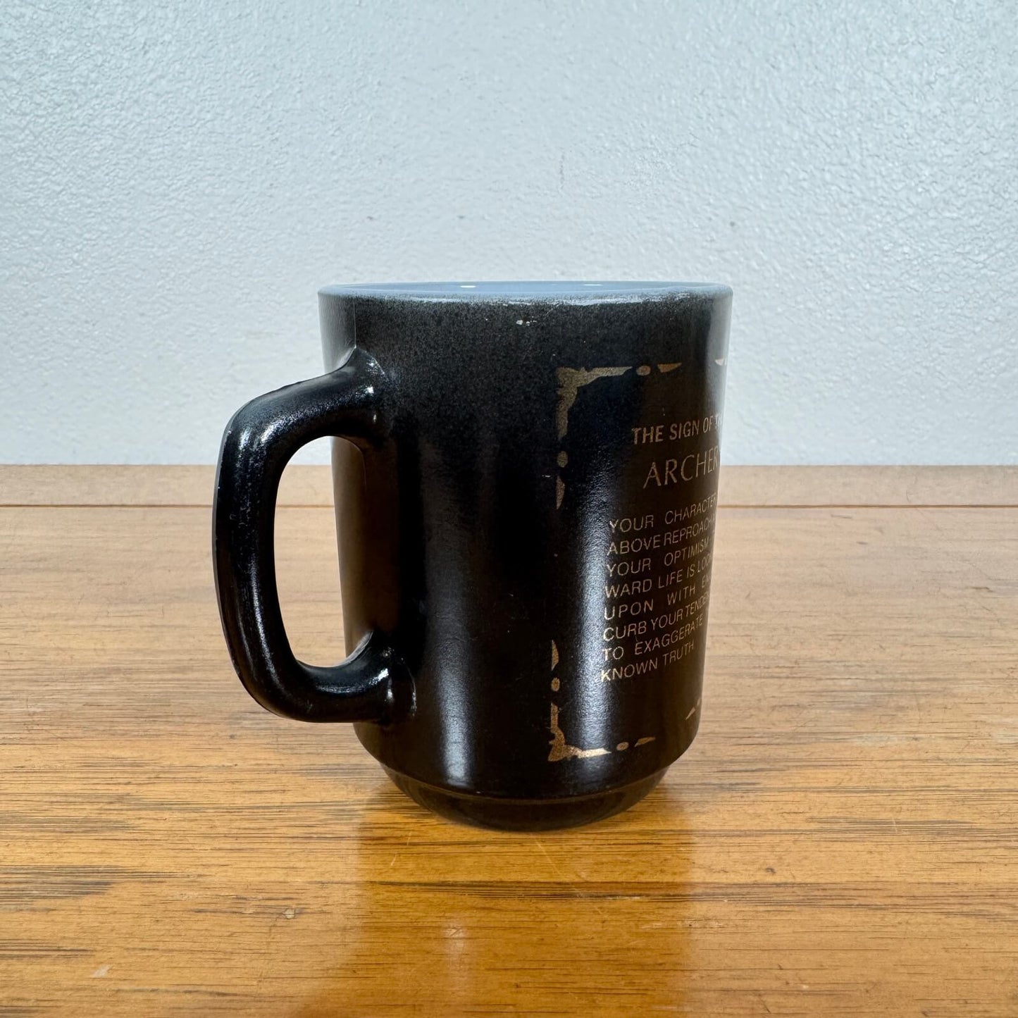 #1801【1970-80年代】ビンテージ Fire-King（ファイヤーキング） 射手座マグ / サジタリウス マグカップ コーヒーカップ アメリカ