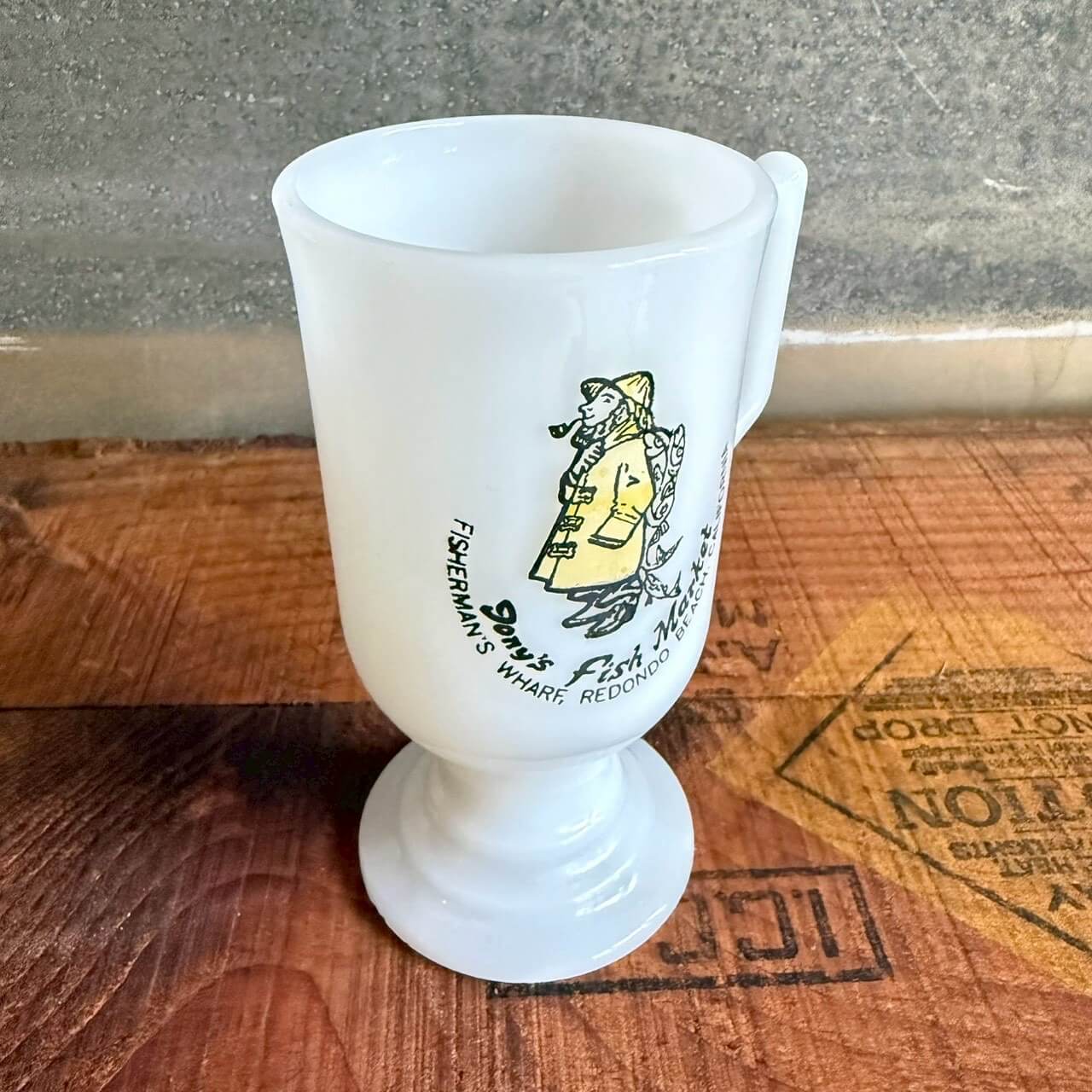 【1970-80年代】ビンテージ マグカップ アメリカン雑貨 店舗什器 ミルクガラス カリフォルニア #1571