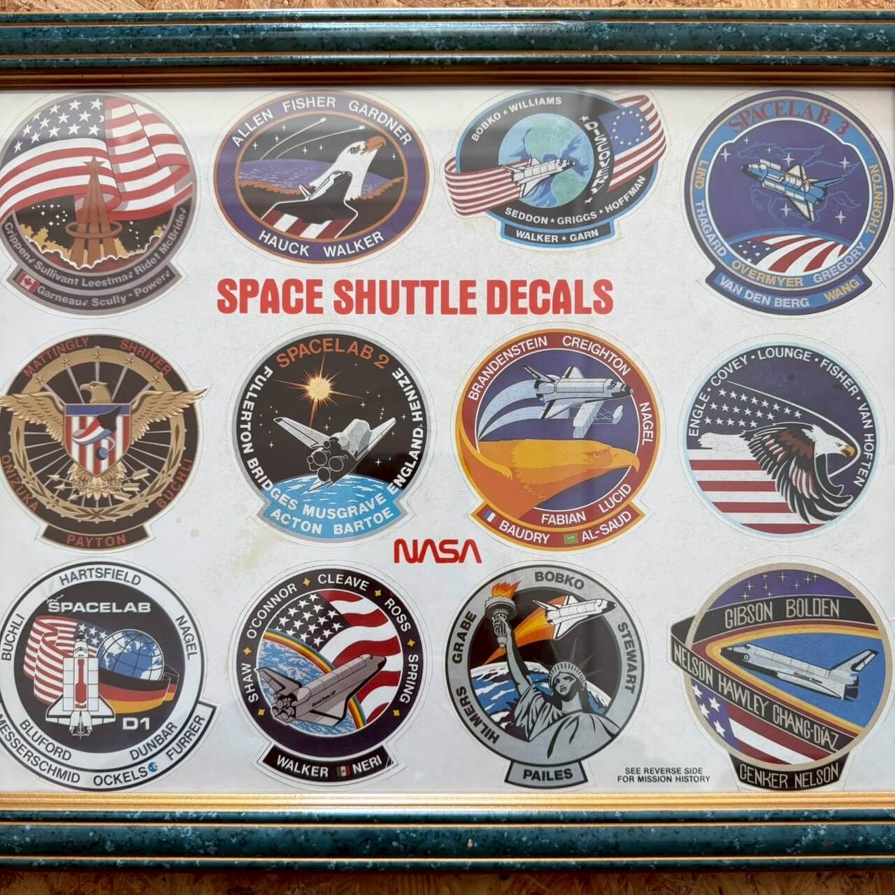 #2264【1980年代】ビンテージ NASA ミッションパッチ ステッカー アートフレーム インテリア ディスプレイ